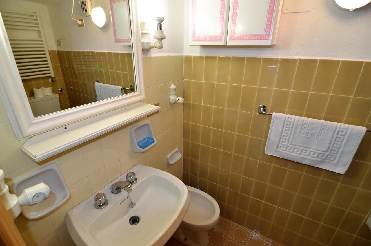 Lobster Cottage Apartment เลวานโต ภายนอก รูปภาพ